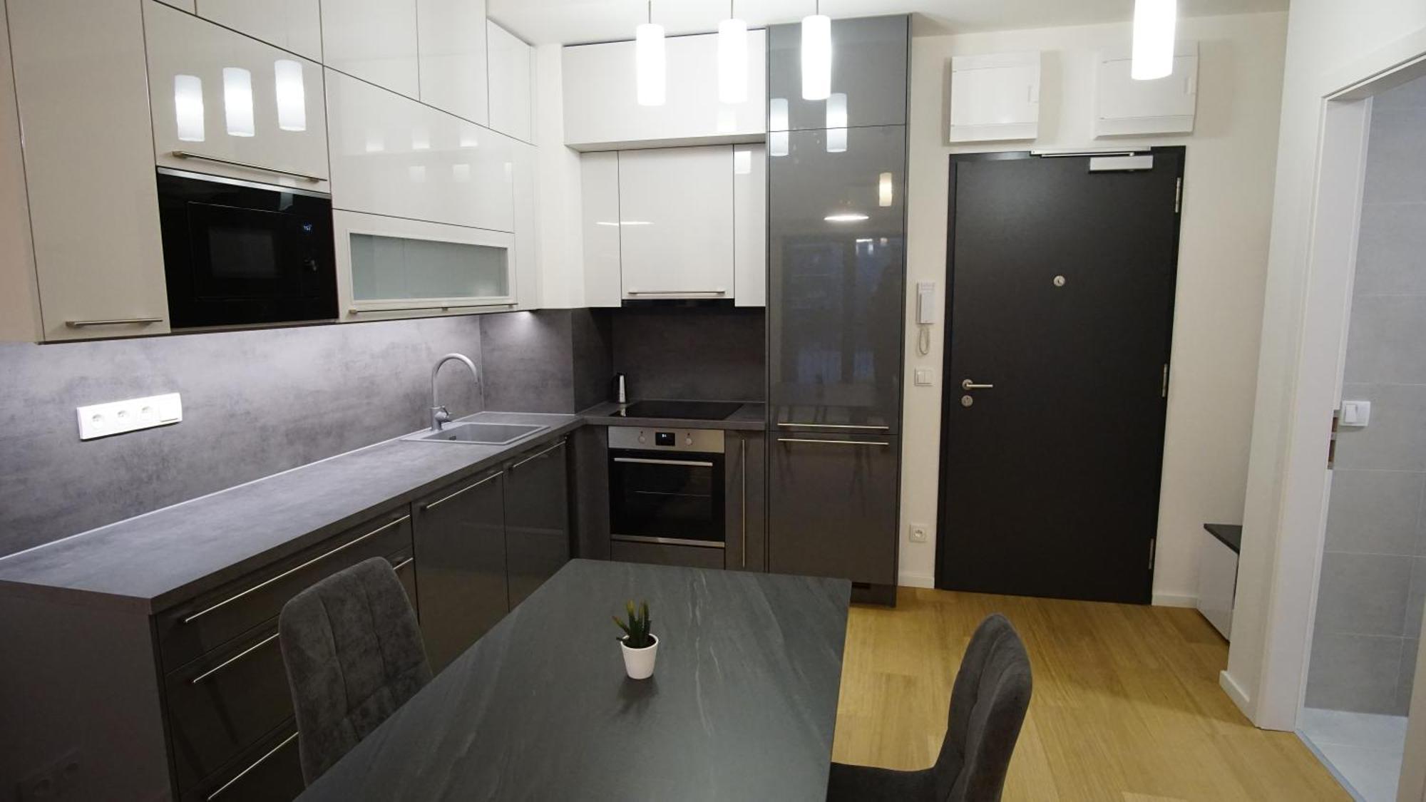 Tusarova Comfort Apartment, Center, Parking! Apartment *