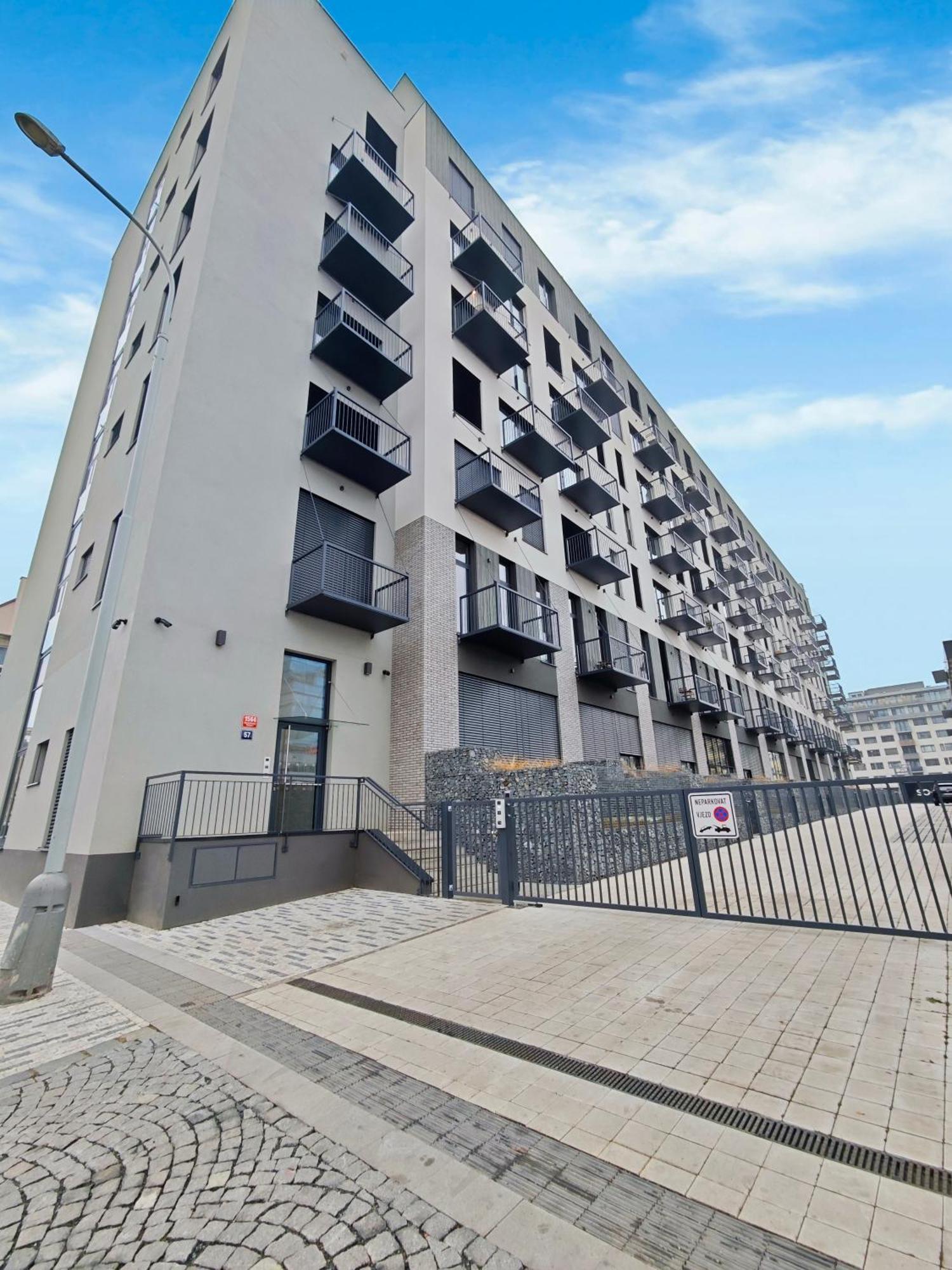 Apartment Tusarova Comfort Apartment, Center, Parking! Prague